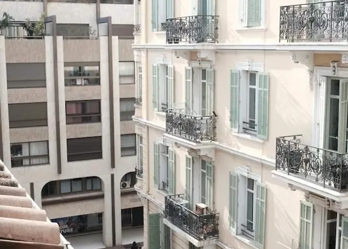 - 5mn Palais Des Festivals Daire Cannes